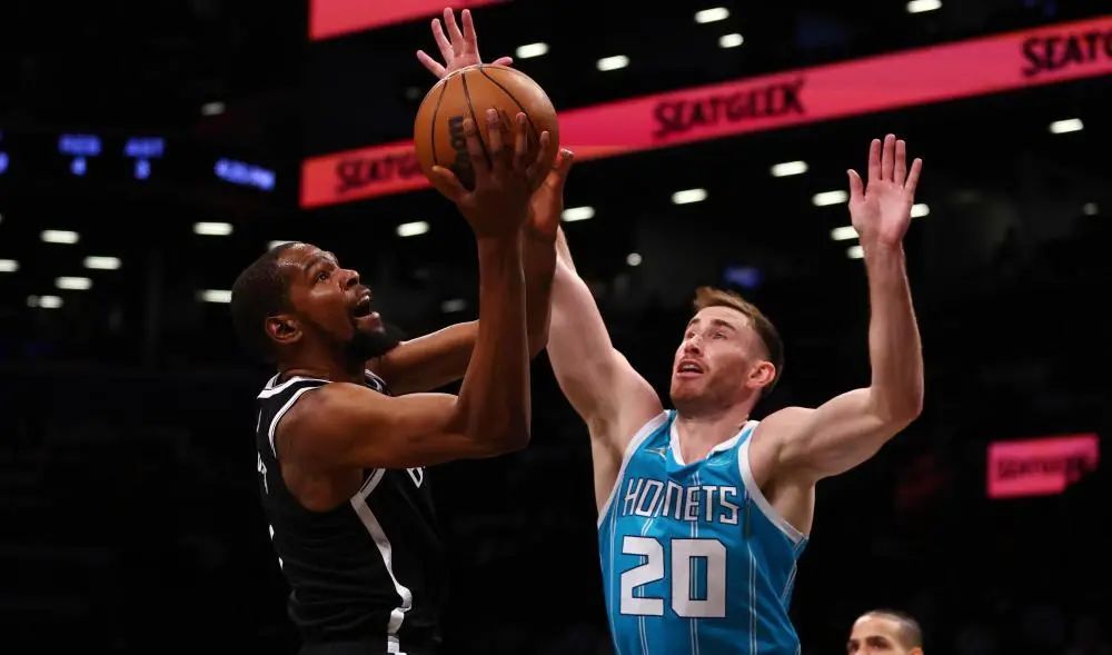 关键时刻欧超杯传出新动向；夏洛特黄蜂再遭质疑；管理层表态——赛场秩序良好；医务组通报恢复的简单介绍-凯发国际