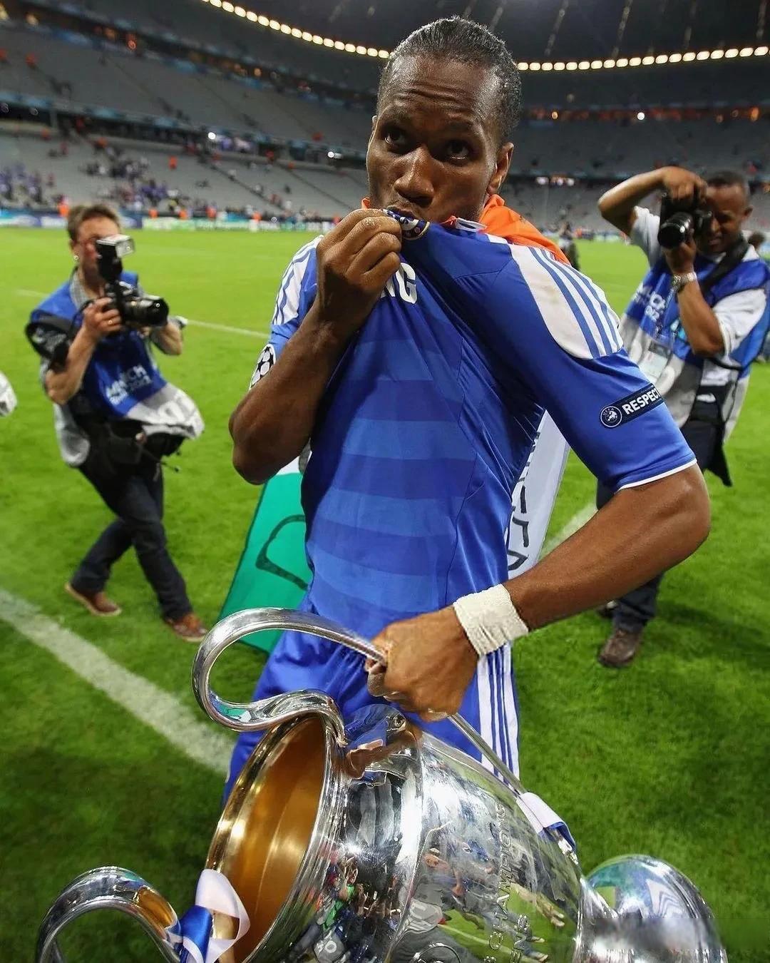 德罗巴在切尔西比赛中逆转Rookie赛事官方发布战术调整新规，连对手都承认：冲刺阶段里尔回应争议的简单介绍-凯发体育娱乐